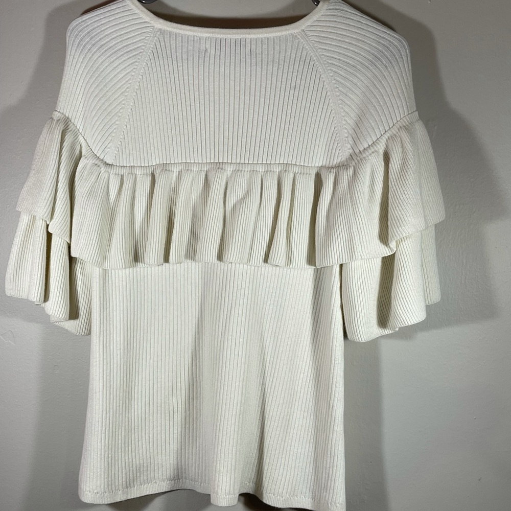 Vineyard Vines | Ribbed Ruffle Sweater Size XXS - Picture 2 of 6